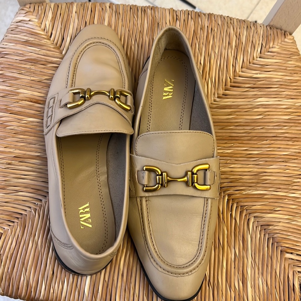 ZARA Leather Loafers with Metal buckle, tan. Worn once.